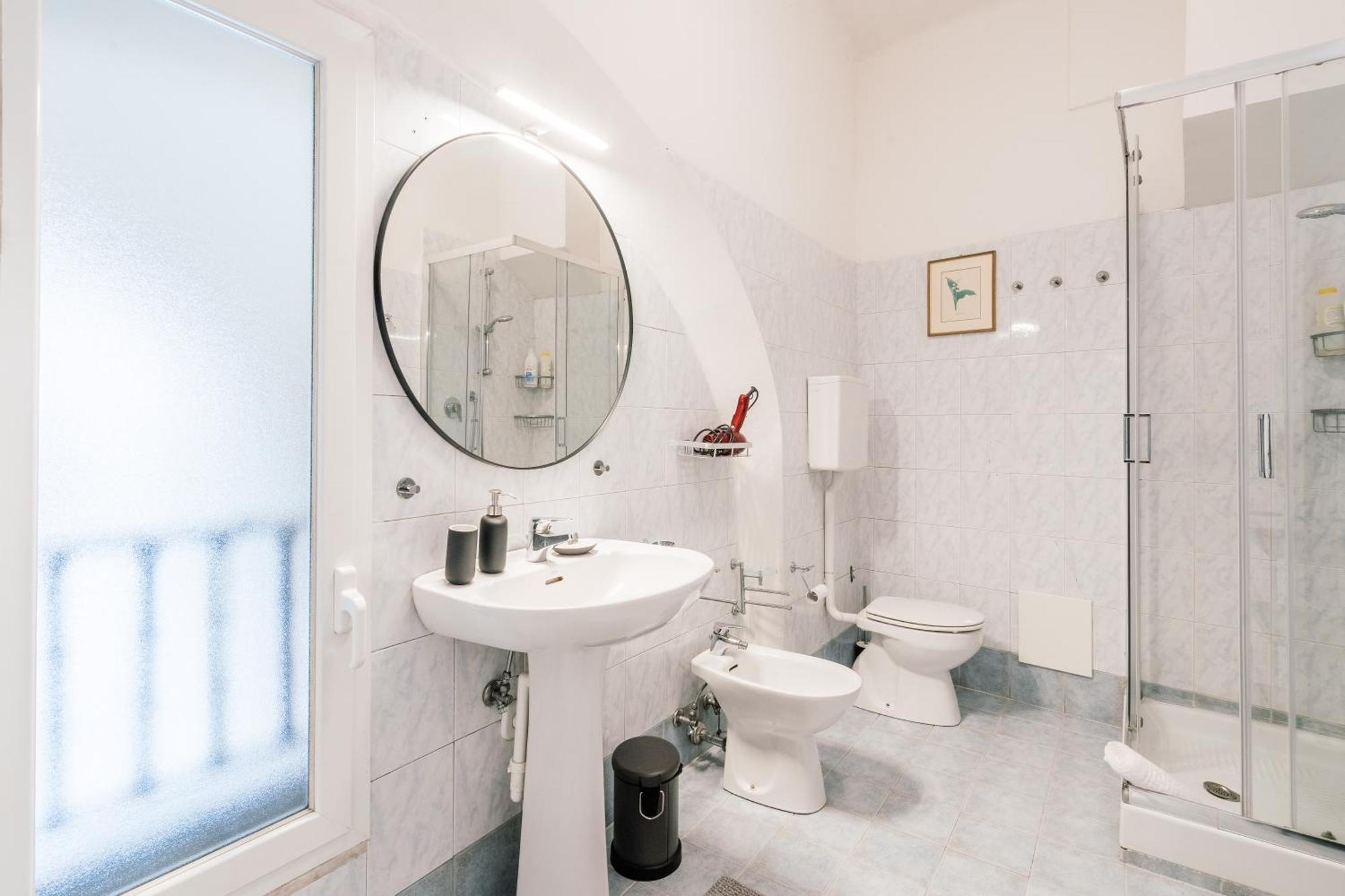 Indipendenza Mansion City Centre Болонья Экстерьер фото